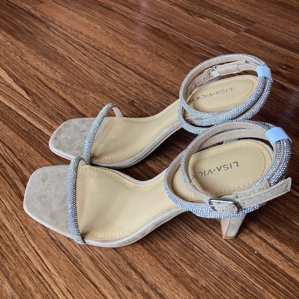 Lisa Vicky size 8 Tan 4” Heels with Rhinestone Straps - Picture 3 of 7